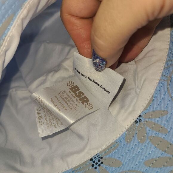 BSR Samii Ryan Smiley Modern Bucket Hat - Picture 9 of 11